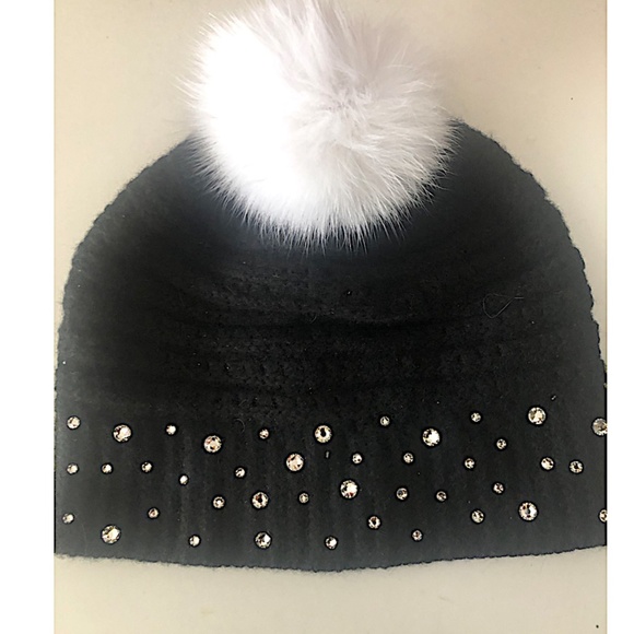 Carolyn Rowan Crystal Cashmere Beanie w/fox Fur Pompom - Picture 3 of 8